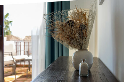 ddbd69dd137cbbbf44aeef2414de3c52 - 18