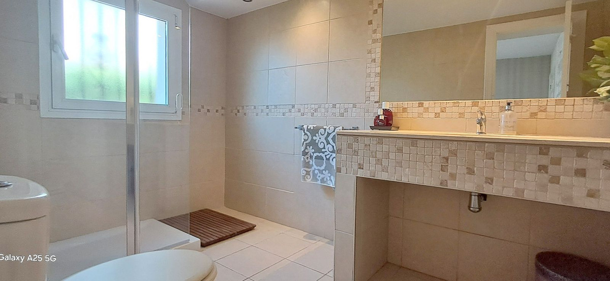 ddbe767d8c75dc4692e5ece7e93dc5dc - 18