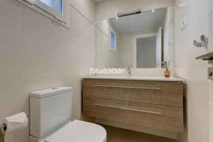 de7f461684b2e00115485439309315b9 - 16