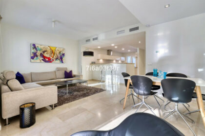 de7f461684b2e00115485439309315b9 - 4