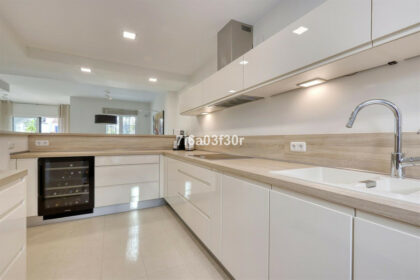 de7f461684b2e00115485439309315b9 - 7