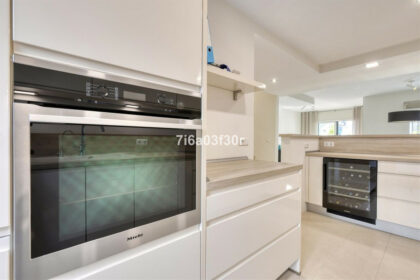 de7f461684b2e00115485439309315b9 - 9