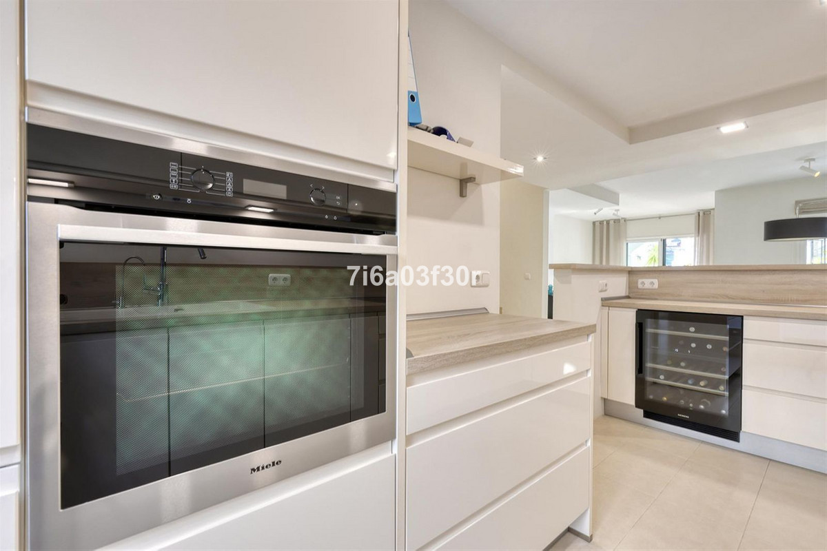 de7f461684b2e00115485439309315b9 - 9