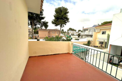 dff1d01fff6254b99727c93f72f68136 - 24