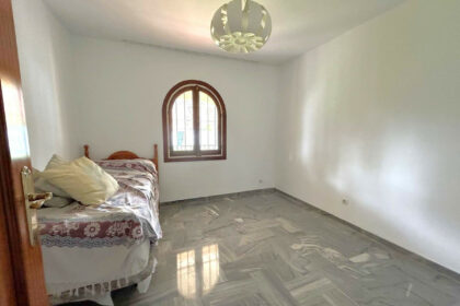 dff1d01fff6254b99727c93f72f68136 - 27