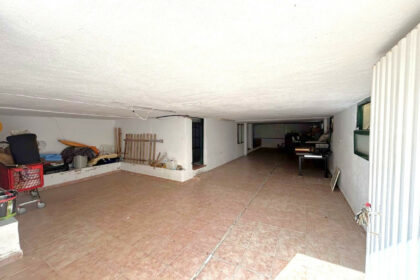 dff1d01fff6254b99727c93f72f68136 - 32