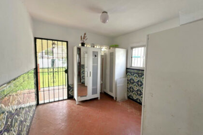 dff1d01fff6254b99727c93f72f68136 - 35