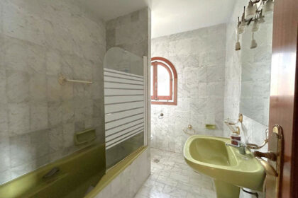 dff1d01fff6254b99727c93f72f68136 - 42