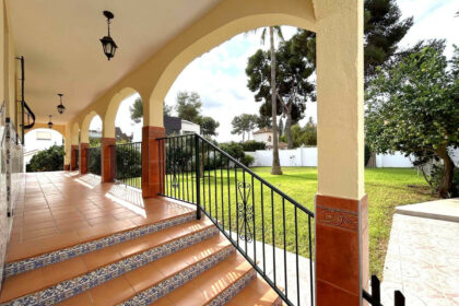 dff1d01fff6254b99727c93f72f68136 - 5