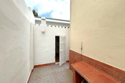 dff1d01fff6254b99727c93f72f68136 - 9