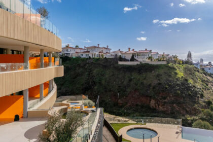 e027311deb6d87761b78b2935d257c10 - 47