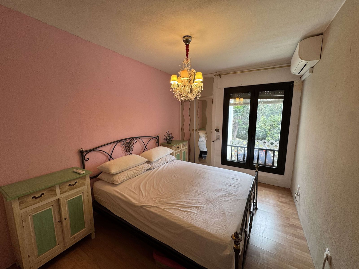 e09e7a0bde2cb3770de606faf96dce36 - 22