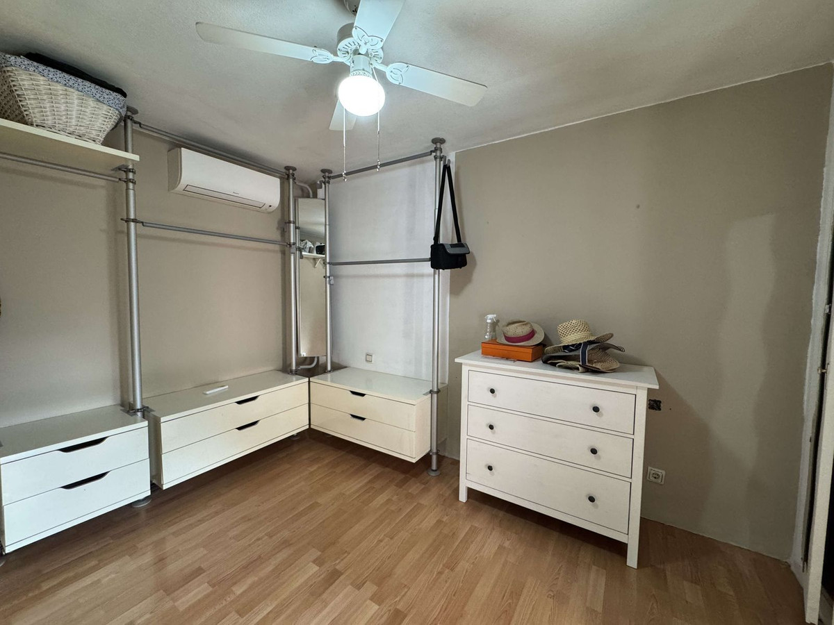 e09e7a0bde2cb3770de606faf96dce36 - 25