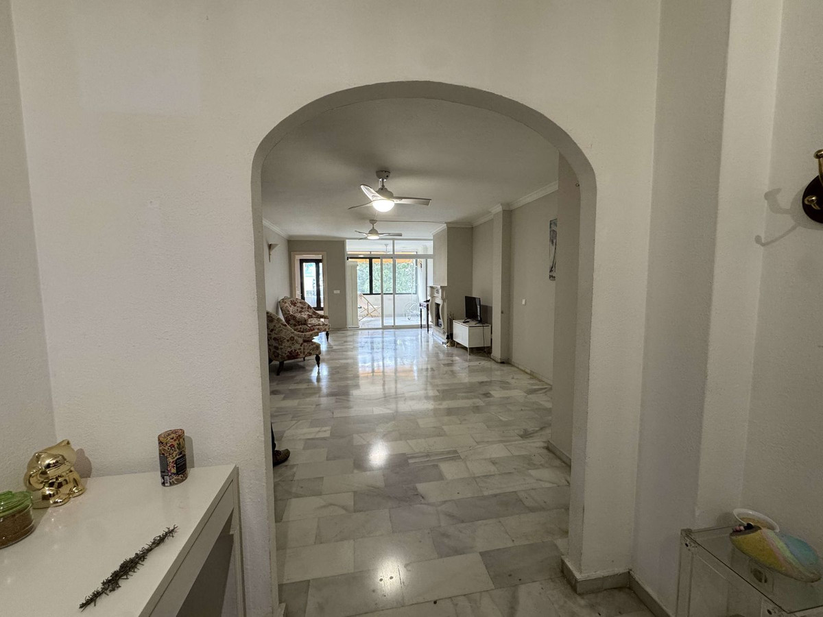 e09e7a0bde2cb3770de606faf96dce36 - 3