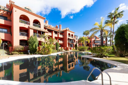 e0d583451b06b76b6efee43b72b9127e - 1