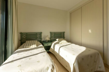 e0d583451b06b76b6efee43b72b9127e - 16