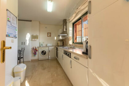 e0d583451b06b76b6efee43b72b9127e - 4