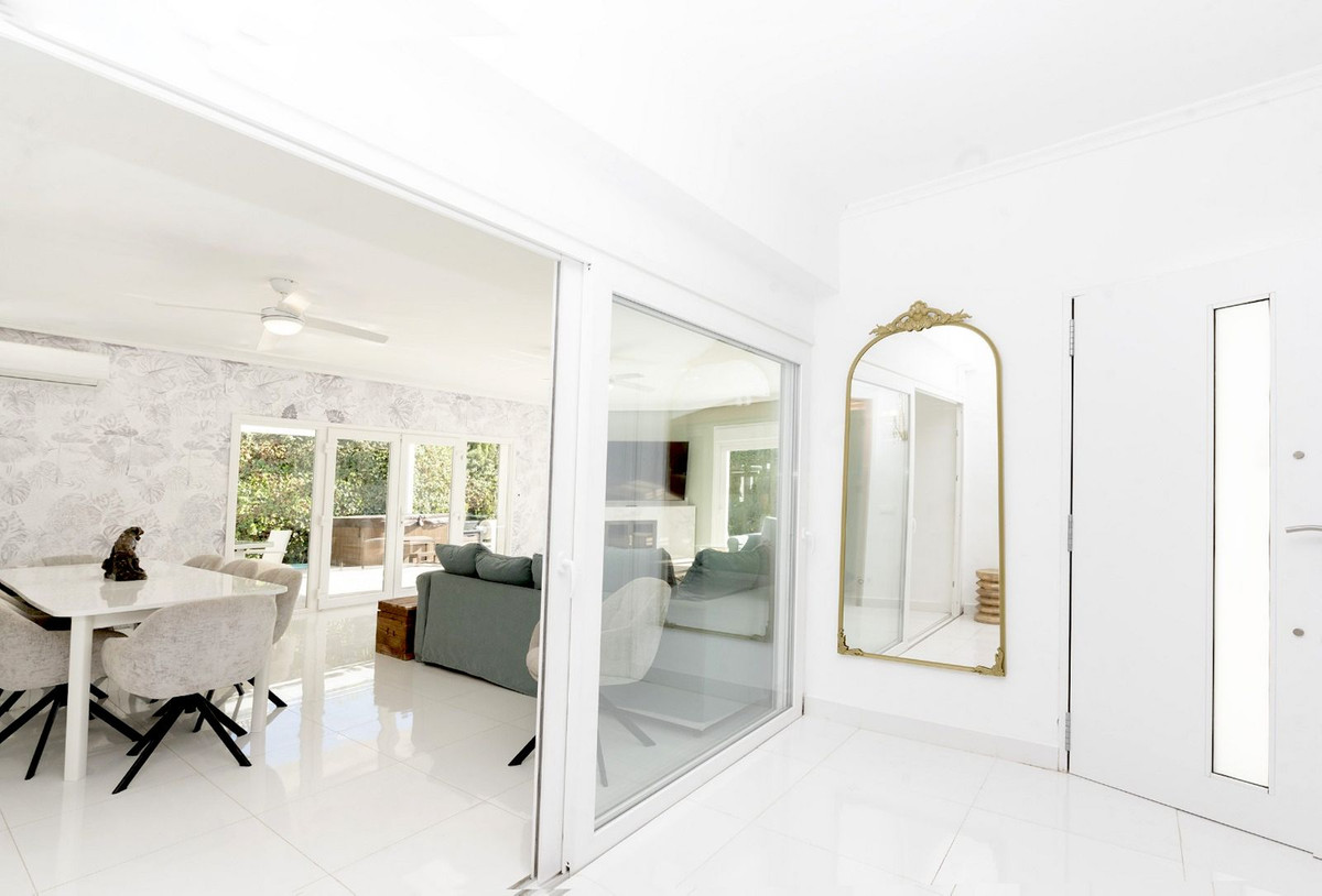 e0f27b4a060f2a2b0e60b376a7de4ae7 - 16