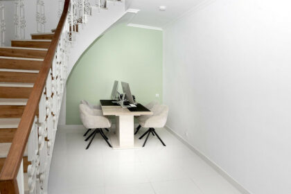 e0f27b4a060f2a2b0e60b376a7de4ae7 - 19