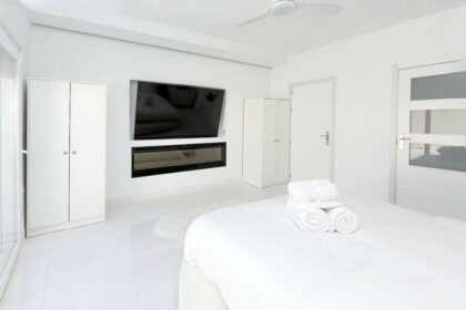 e0f27b4a060f2a2b0e60b376a7de4ae7 - 28