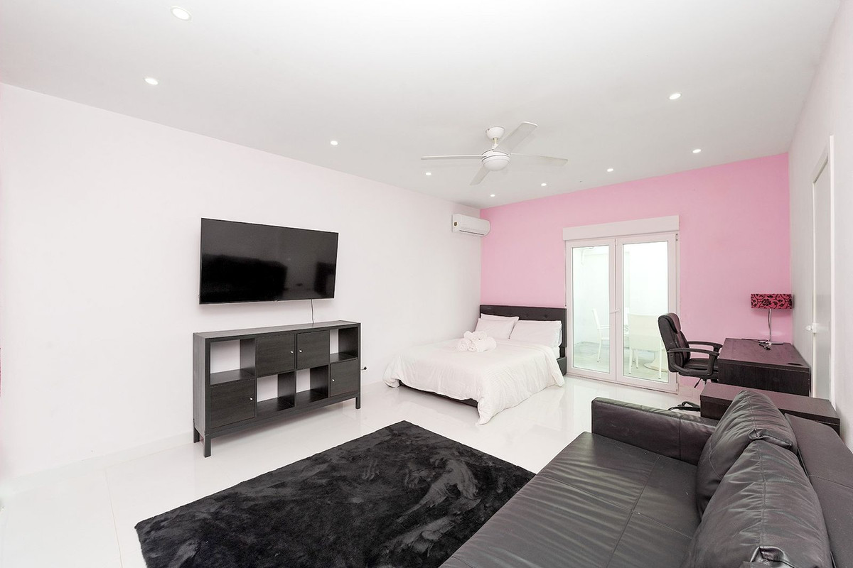 e0f27b4a060f2a2b0e60b376a7de4ae7 - 37