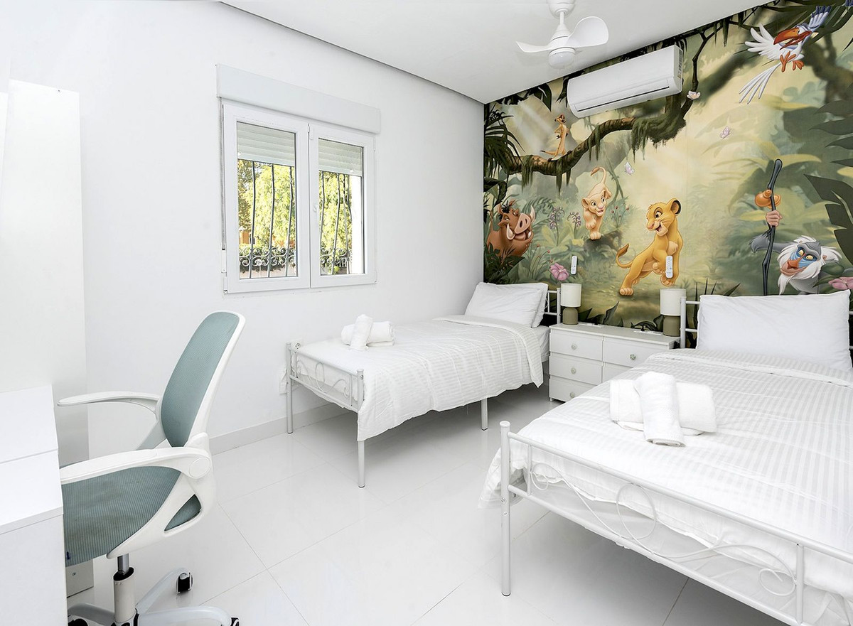 e0f27b4a060f2a2b0e60b376a7de4ae7 - 41