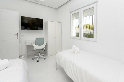 e0f27b4a060f2a2b0e60b376a7de4ae7 - 42