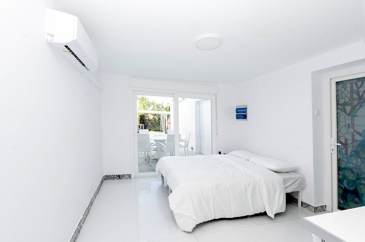 e0f27b4a060f2a2b0e60b376a7de4ae7 - 49