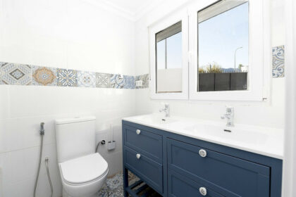 e0f27b4a060f2a2b0e60b376a7de4ae7 - 50