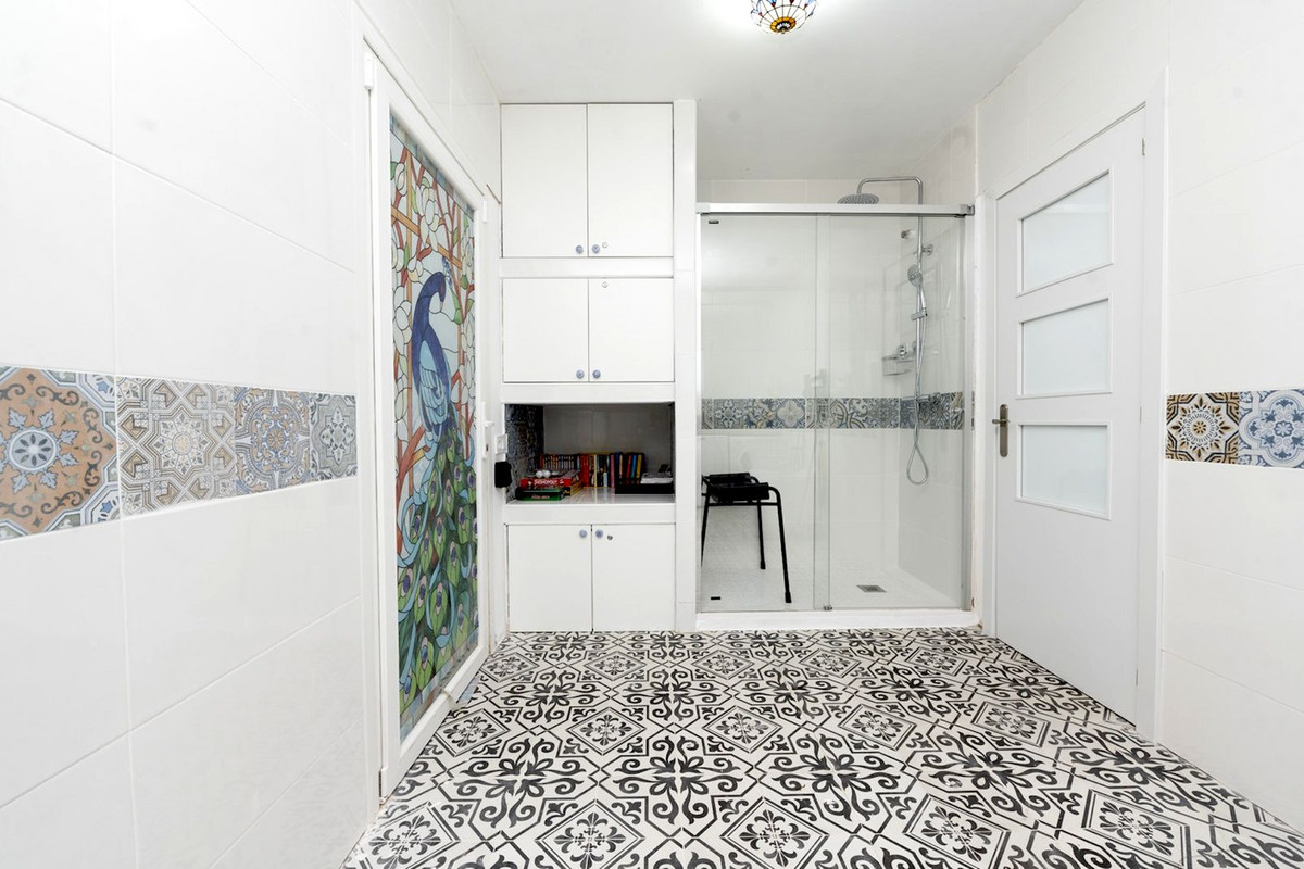 e0f27b4a060f2a2b0e60b376a7de4ae7 - 51