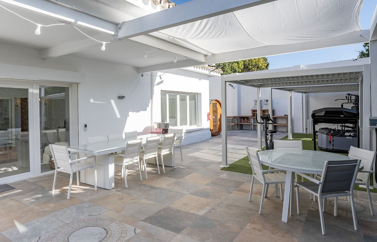 e0f27b4a060f2a2b0e60b376a7de4ae7 - 61