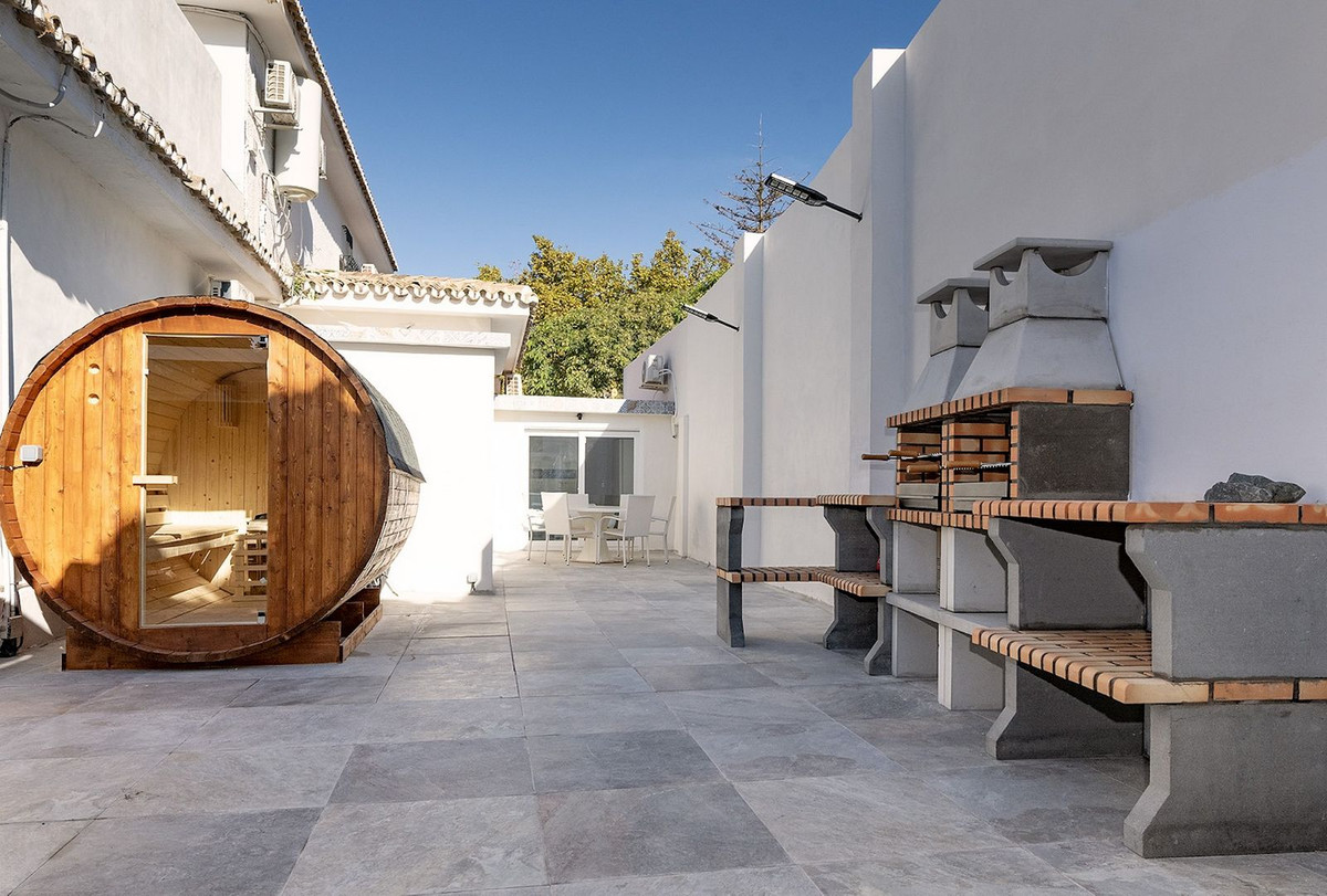 e0f27b4a060f2a2b0e60b376a7de4ae7 - 7