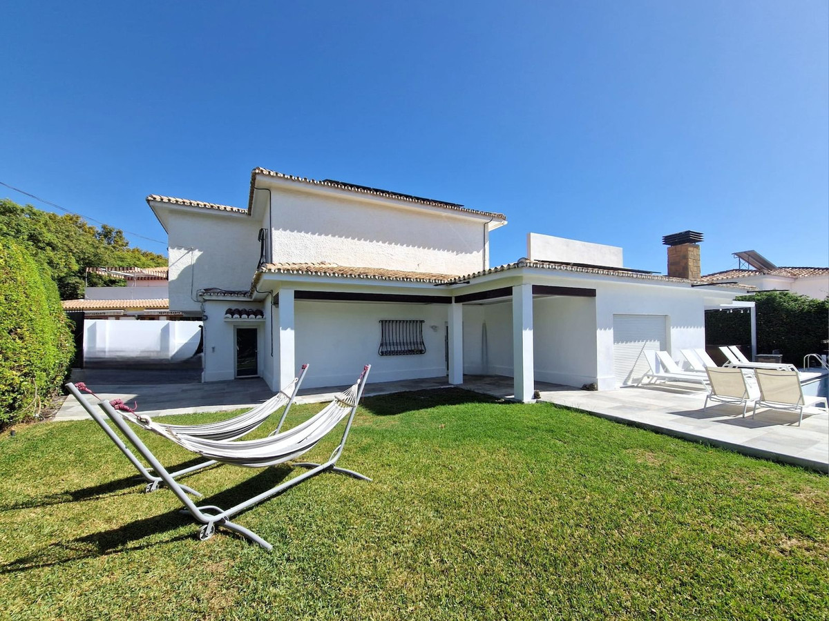 e0f27b4a060f2a2b0e60b376a7de4ae7 - 8