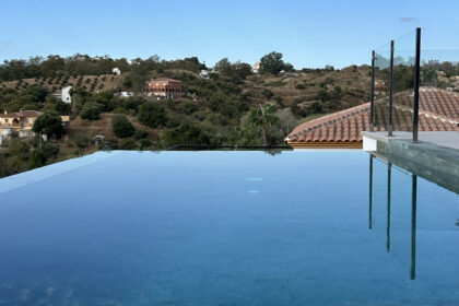 e11afe61ed4ae4e23eba8df8fdaa95d2 - 10