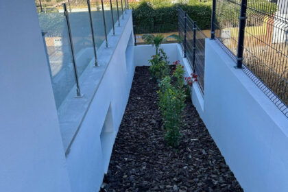 e11afe61ed4ae4e23eba8df8fdaa95d2 - 16