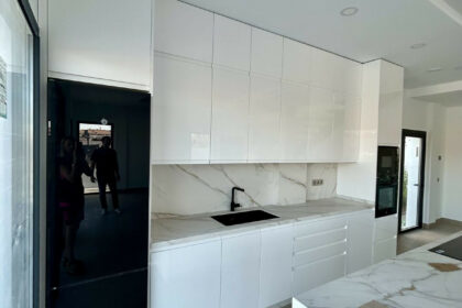 e11afe61ed4ae4e23eba8df8fdaa95d2 - 22