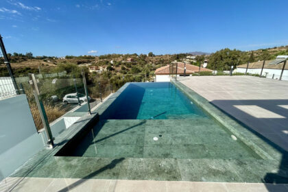 e11afe61ed4ae4e23eba8df8fdaa95d2 - 6