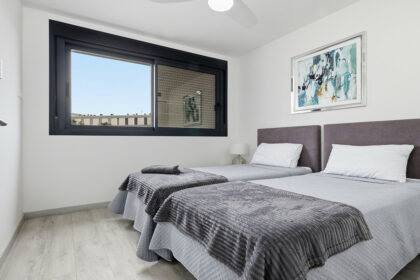 e158bf14efcba3f3bb3fd77f7f8a9e1c - 13