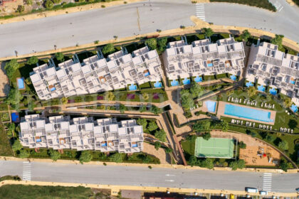 e158bf14efcba3f3bb3fd77f7f8a9e1c - 18