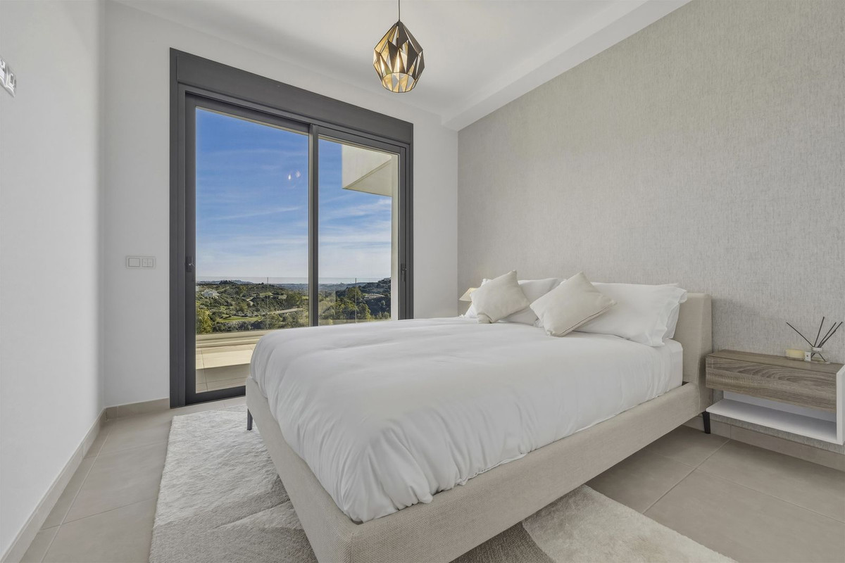 e16d9f31e310497ba6a711279ea5a337 - 14