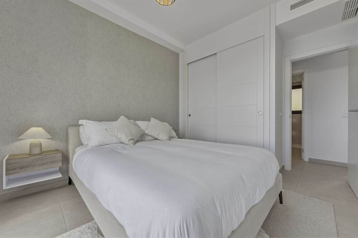 e16d9f31e310497ba6a711279ea5a337 - 15