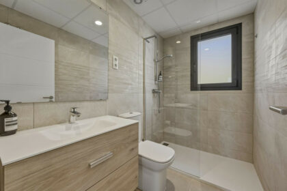 e16d9f31e310497ba6a711279ea5a337 - 16