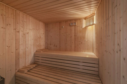 e16d9f31e310497ba6a711279ea5a337 - 19