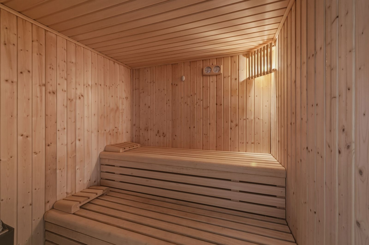 e16d9f31e310497ba6a711279ea5a337 - 19