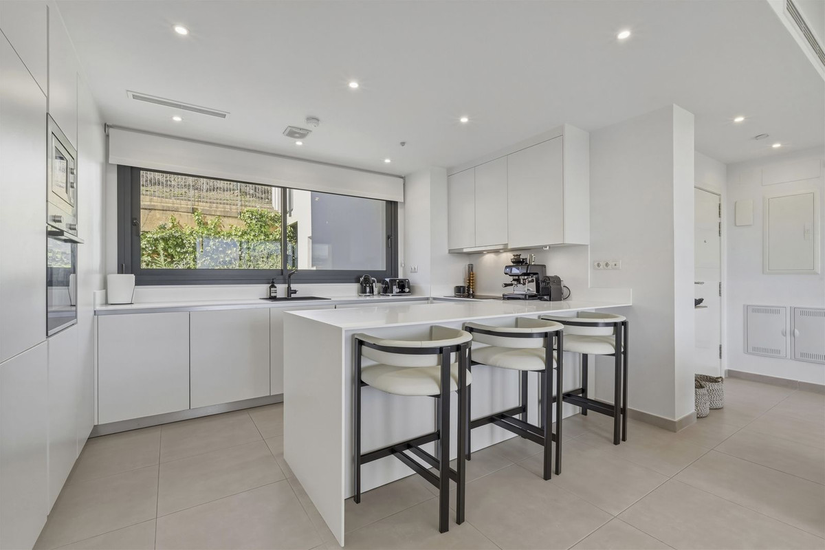 e16d9f31e310497ba6a711279ea5a337 - 8