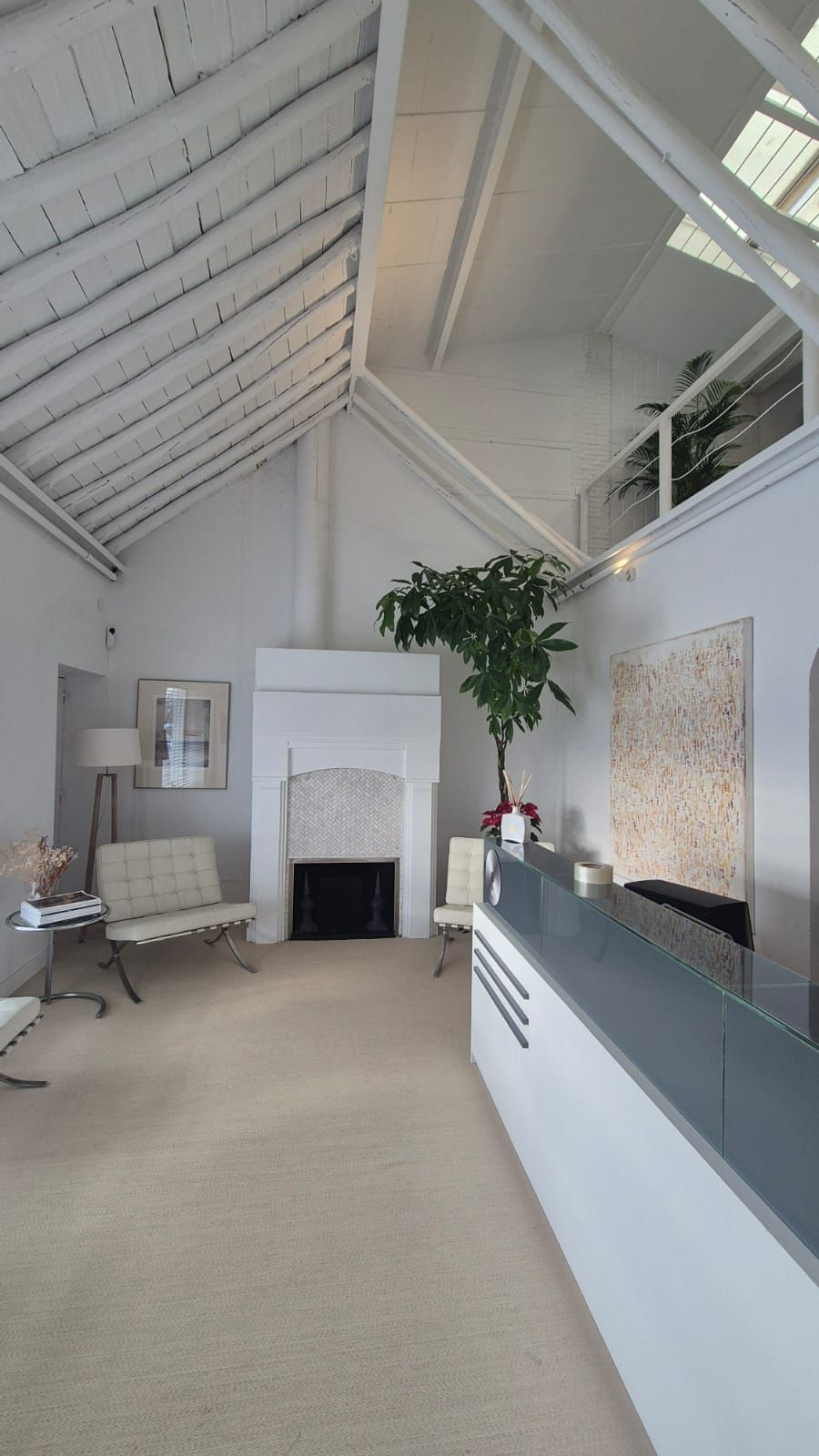 e1ce487bc81459875effbd1a5403ff43 - 11