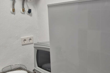 e1ce487bc81459875effbd1a5403ff43 - 9