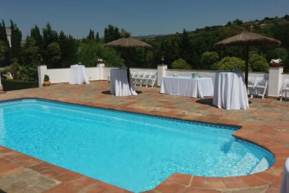 e203c488ce3d49fa9e5a86ee532d4d04 - 12