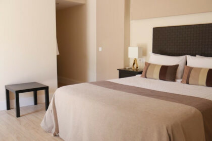 e203c488ce3d49fa9e5a86ee532d4d04 - 15