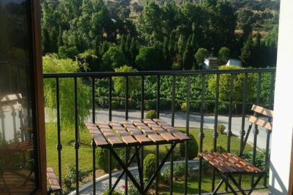 e203c488ce3d49fa9e5a86ee532d4d04 - 21